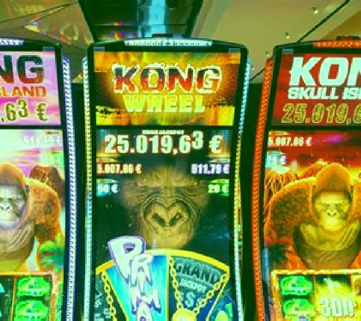 King Kong (August Gaming) slot machine