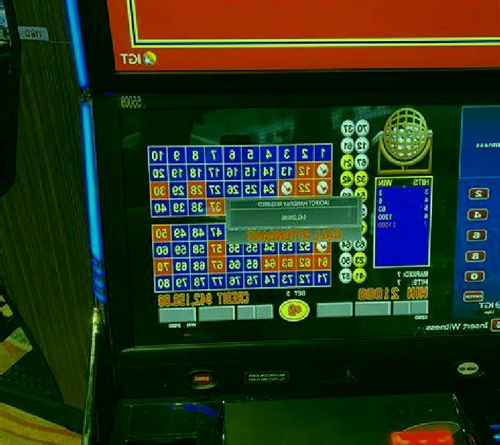 Koi Keno slot game