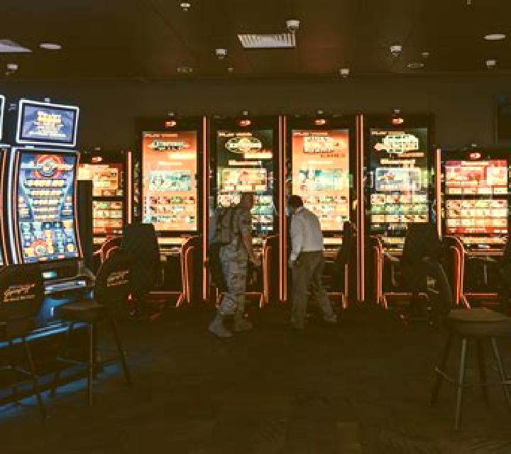 Kulup (Club) slot machine