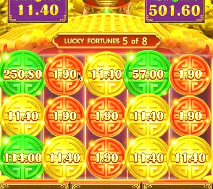 Lady Luck Charm of Fortune slot game
