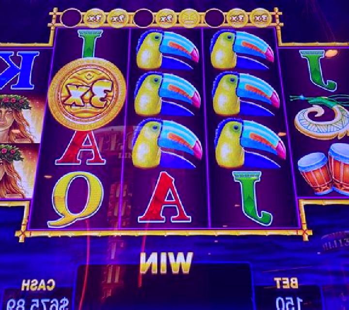 Lanterns of Fortune slot machine
