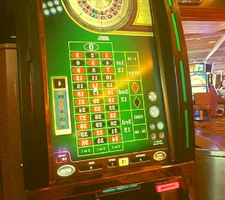 Las Vegas Roulette slot machine