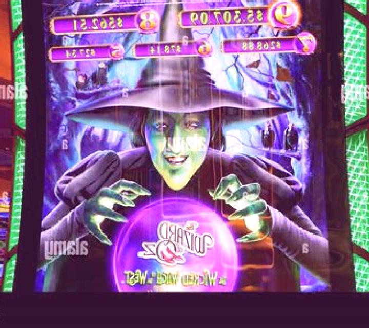Last Witch slot machine