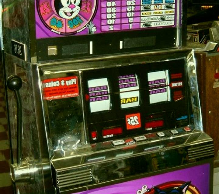 Lava Cat slot machine
