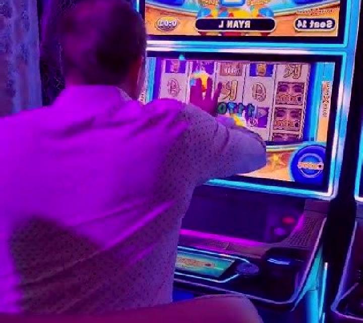LAZO 100K slot game