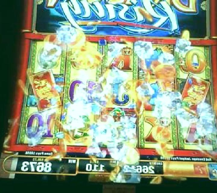 Legend Rising slot machine