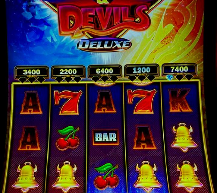 Legendary Diamonds slot machine