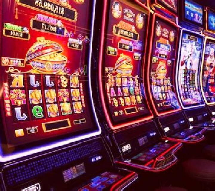 Lightning Blackjack slot machine