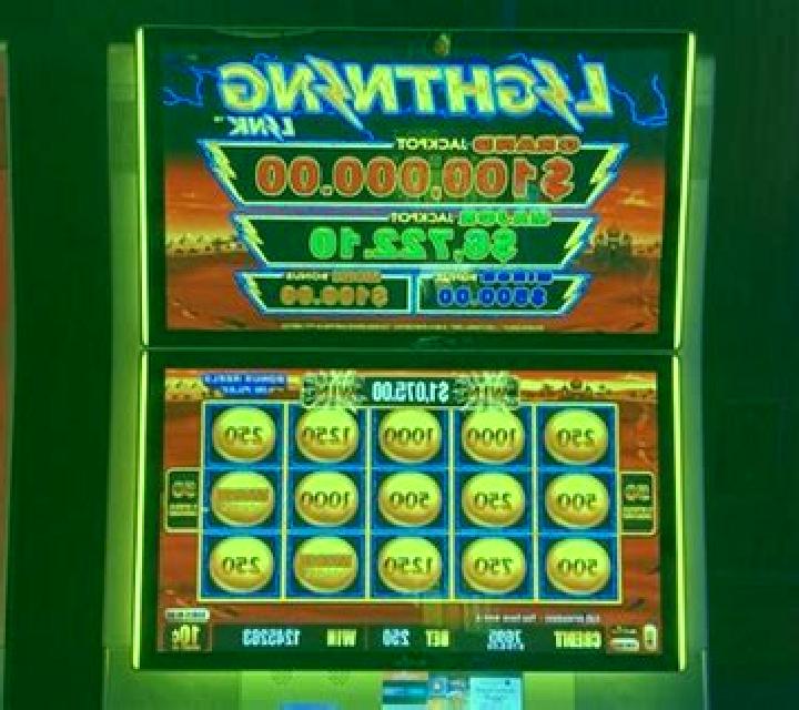 Lightning Hot slot machine