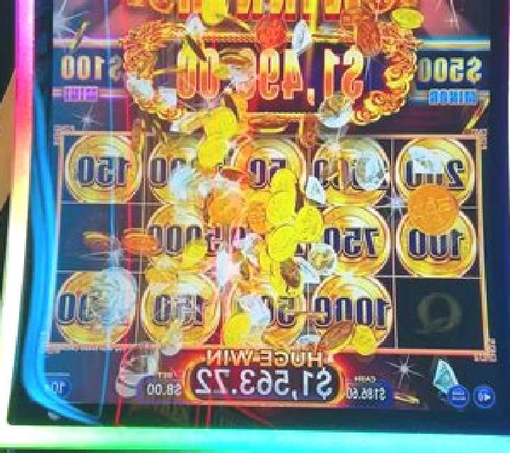 Lion Coins slot machine