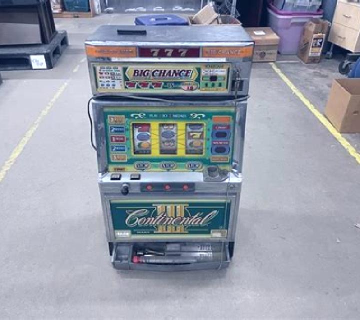 Liquidation slot machine