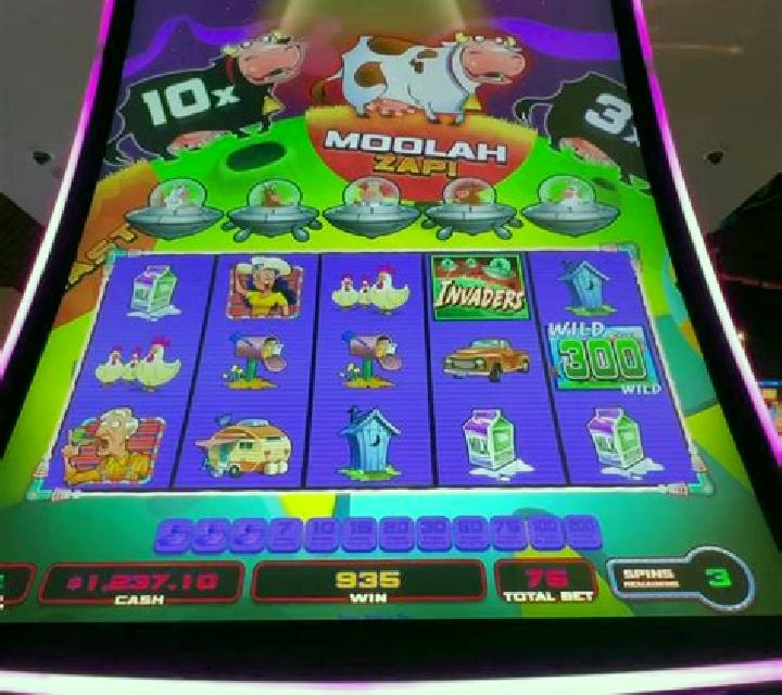 Little Monster slot machine