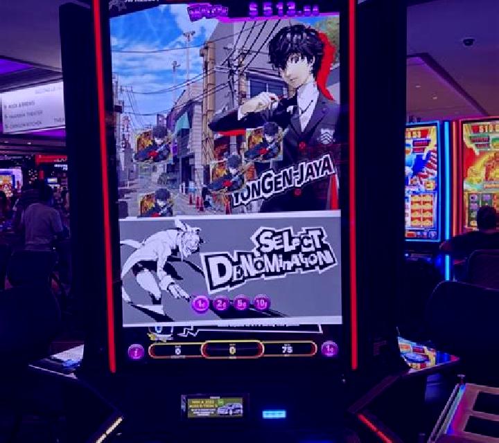 Locked Hearts 5 slot machine