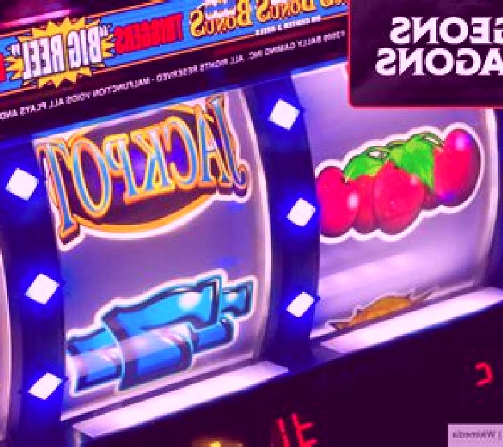 Love Amongst War slot machine