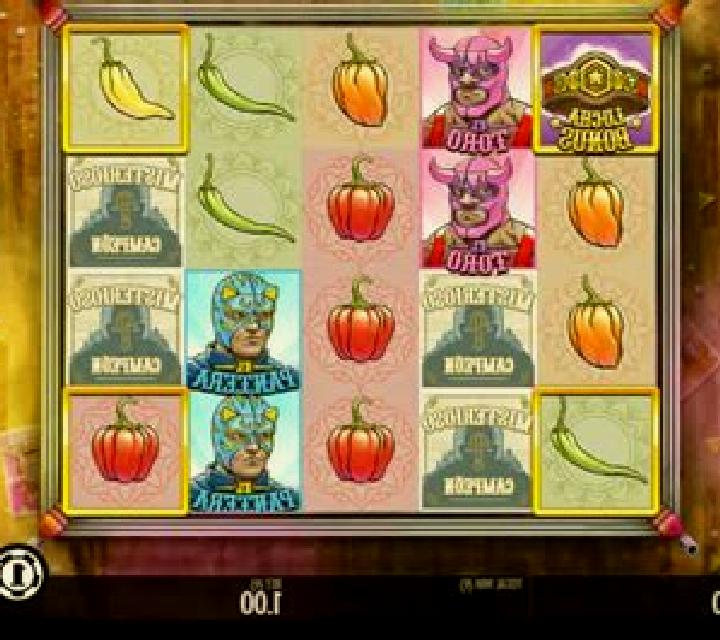 Luchadora slot machine