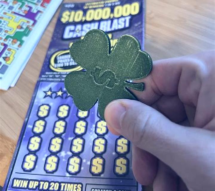 Lucky Clover Scratch slot game
