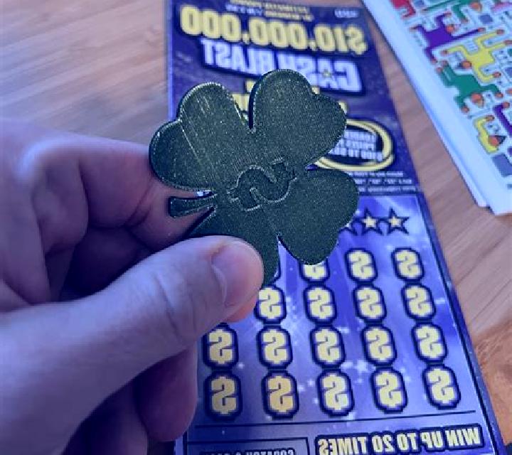 Lucky Clover Scratch slot