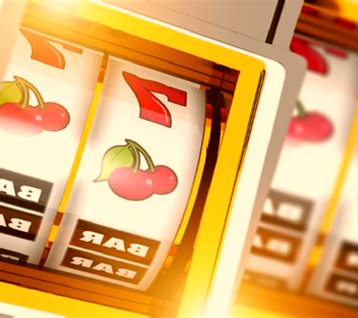 Lucky Crown 81x slot machine