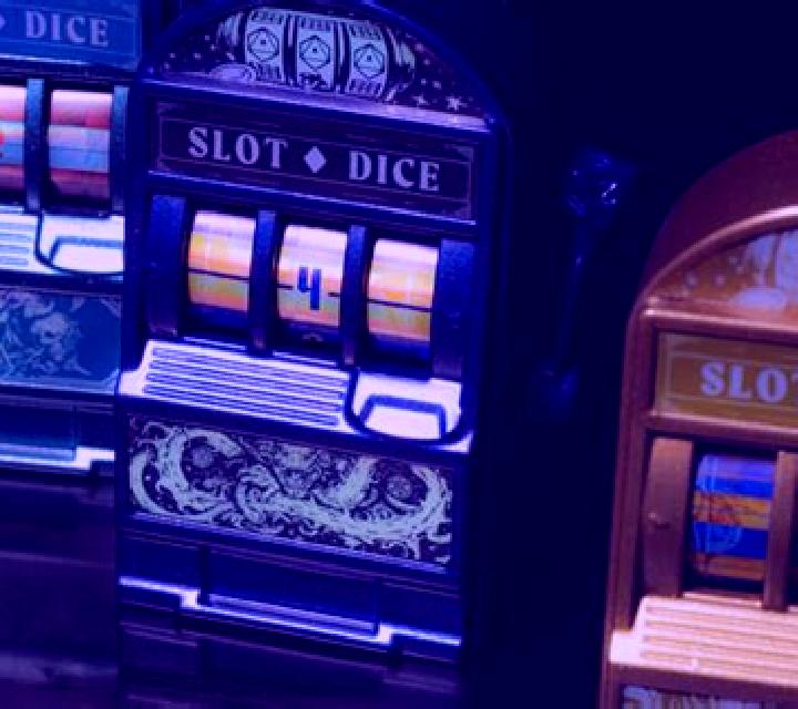 Lucky Dice (CEGO) slot machine