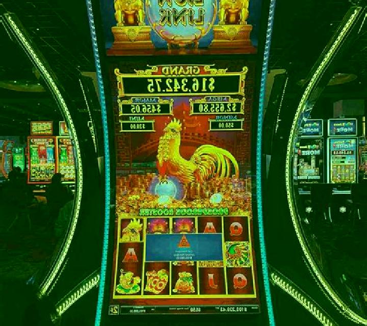 Lucky Falls slot machine