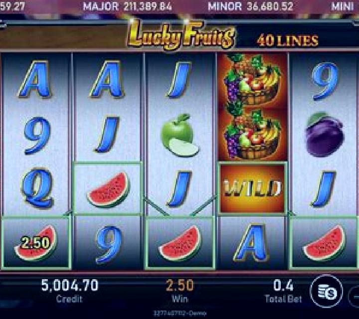 Lucky Fruits (Royal Slot Gaming) slot