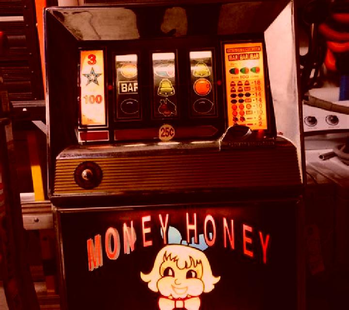 Lucky Honey slot machine