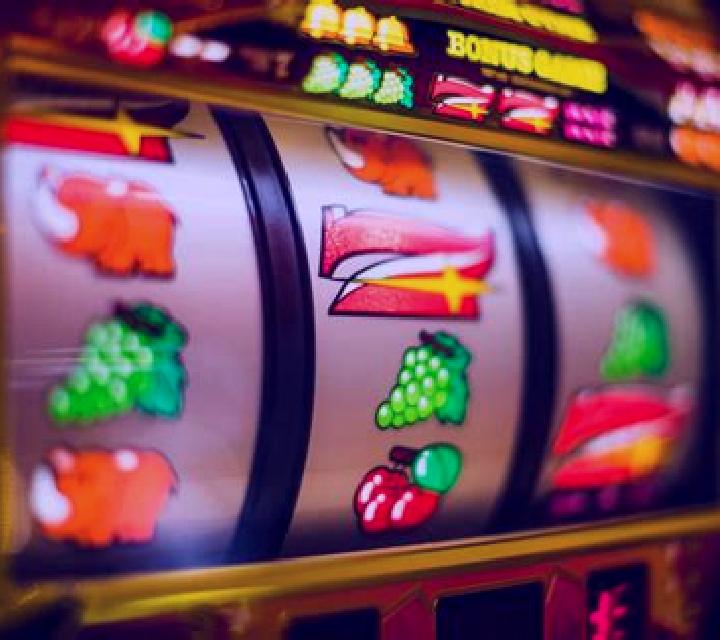 Lucky Inn slot machine