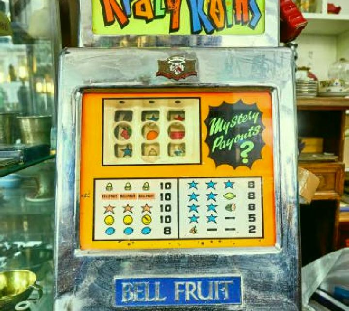 Lucky Koins slot machine