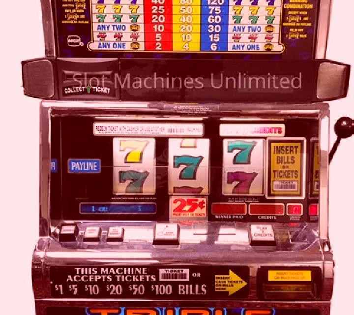 Lucky Macau slot machine