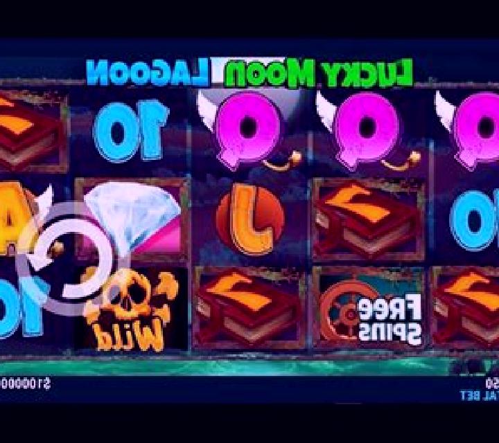 Lucky Moon Lagoon slot machine