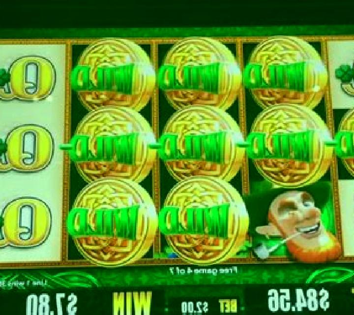 Lucky Mr. Wild slot machine