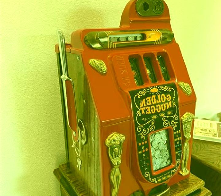 Lucky Nugget slot machine