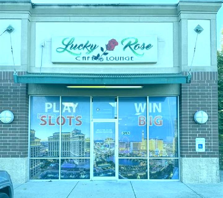 Lucky Rose slot game