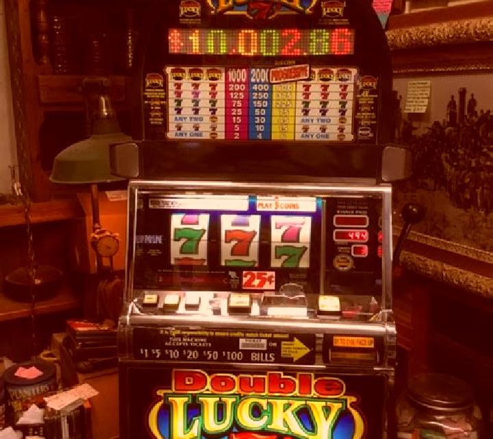 Lucky Xmas 20 slot machine