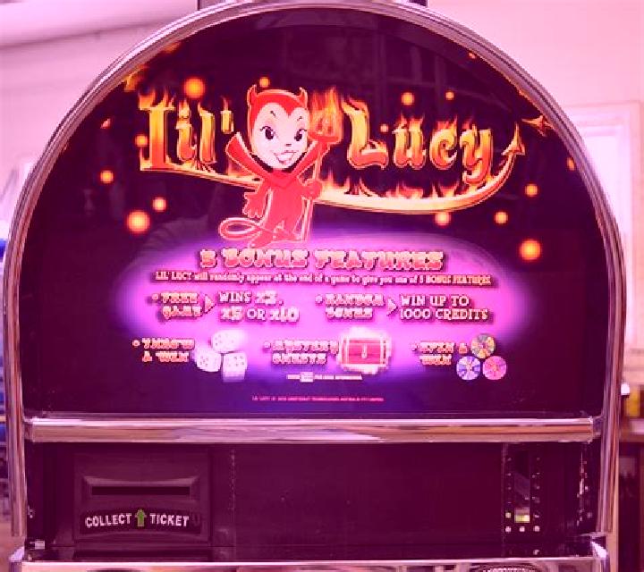 Lucy slot machine