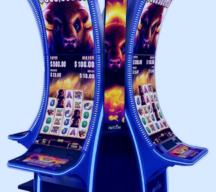 Lunax slot machine