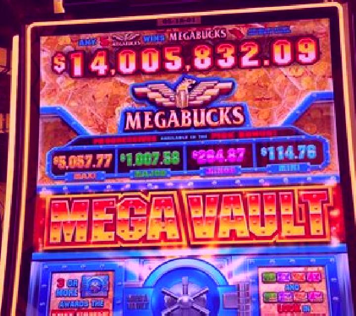 Luxury Jackpots slot machine
