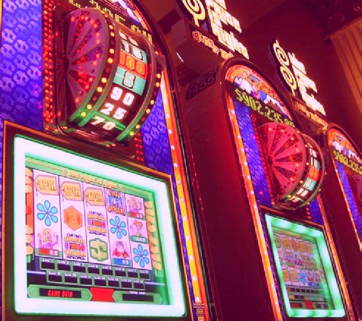 Luz de Draco 40/6 slot game