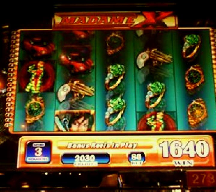 Madame Pain slot machine