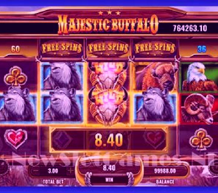 Majestic Crown 100 online slot