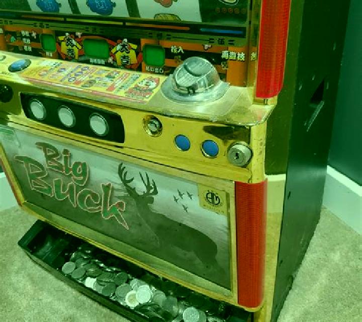 Make A Buck slot