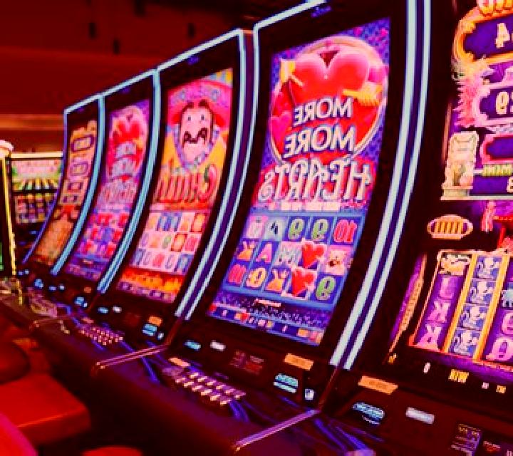 Mardi Gras Super Wins slot machine