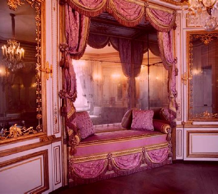Marie Antoinette s Riches slot