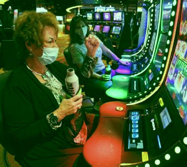 Marioni Show slot machine