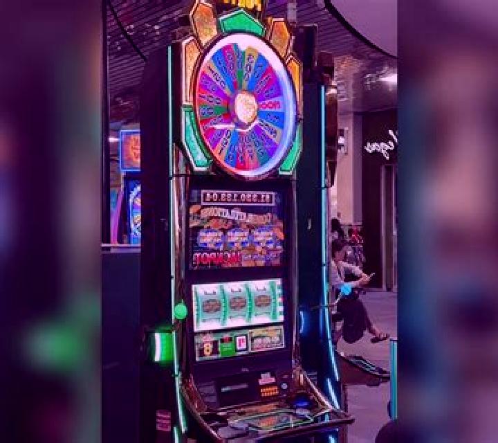 Max Or Nothing slot game