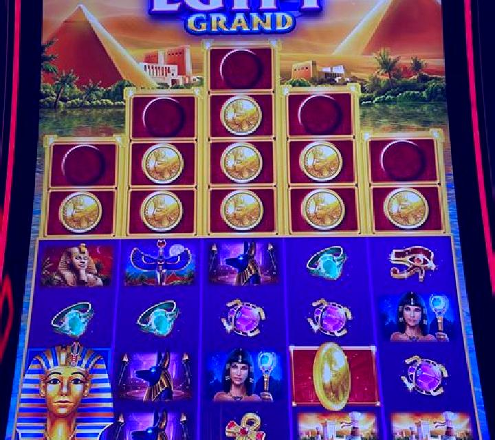 Mega Hot Egypt slot machine