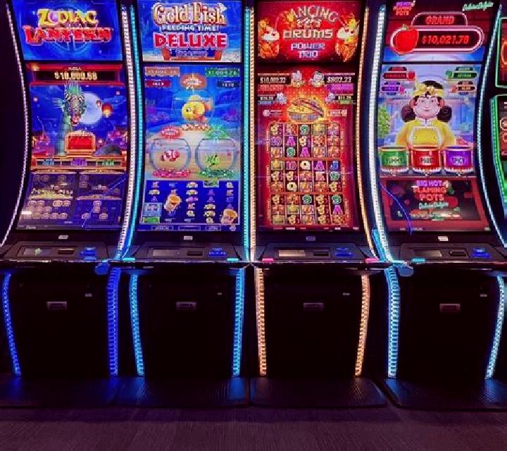 Mermaid Queen (Light and Wonder) slot machine