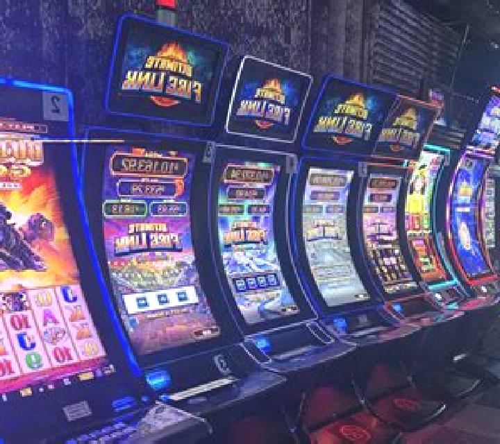 Miami Rise slot machine