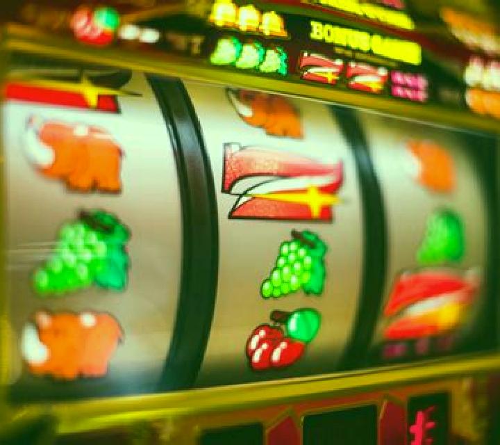 Mid-Autumn Festival (Iconic Gaming) slot machine