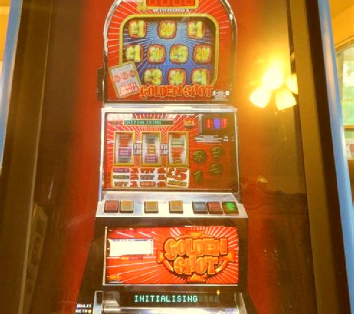 Middle Shot slot machine